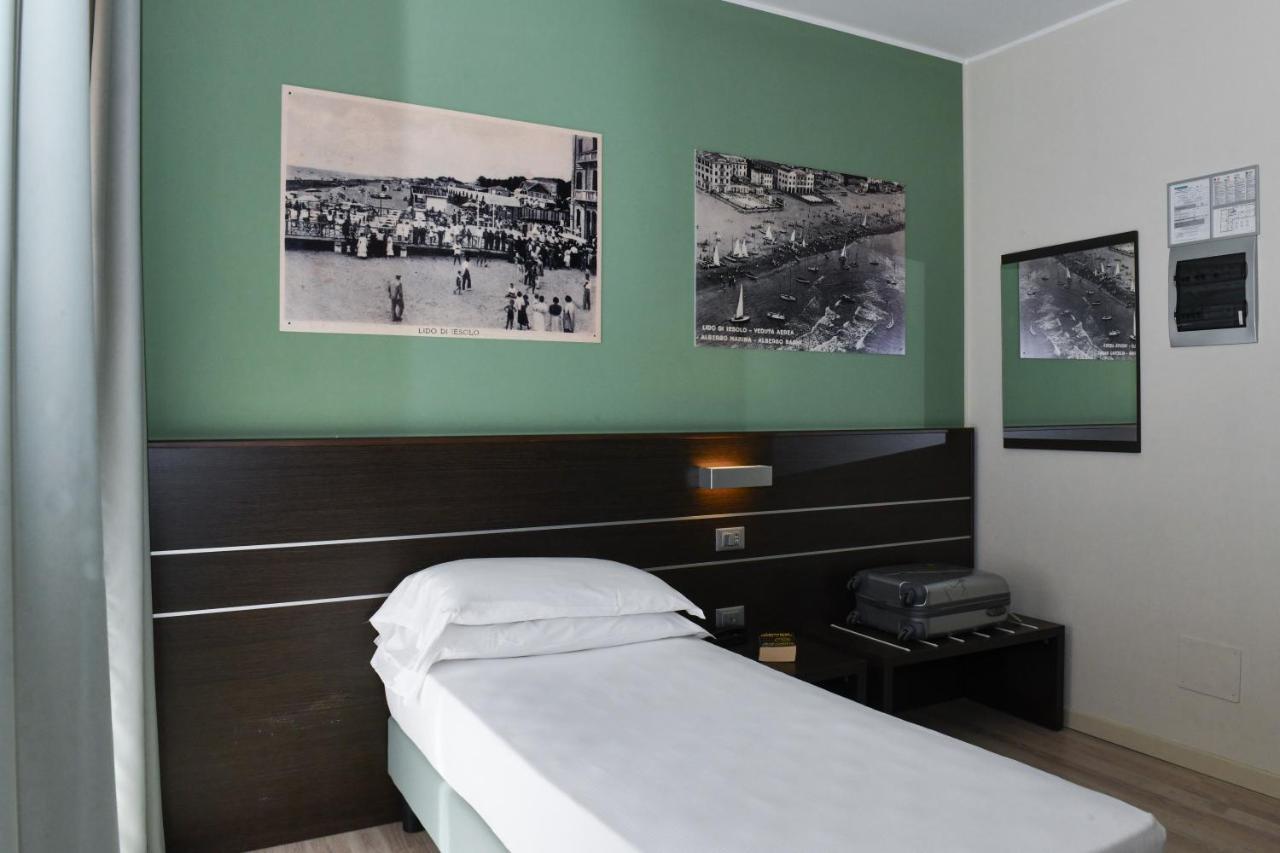 Hotel Vienna Jesolo Extérieur photo