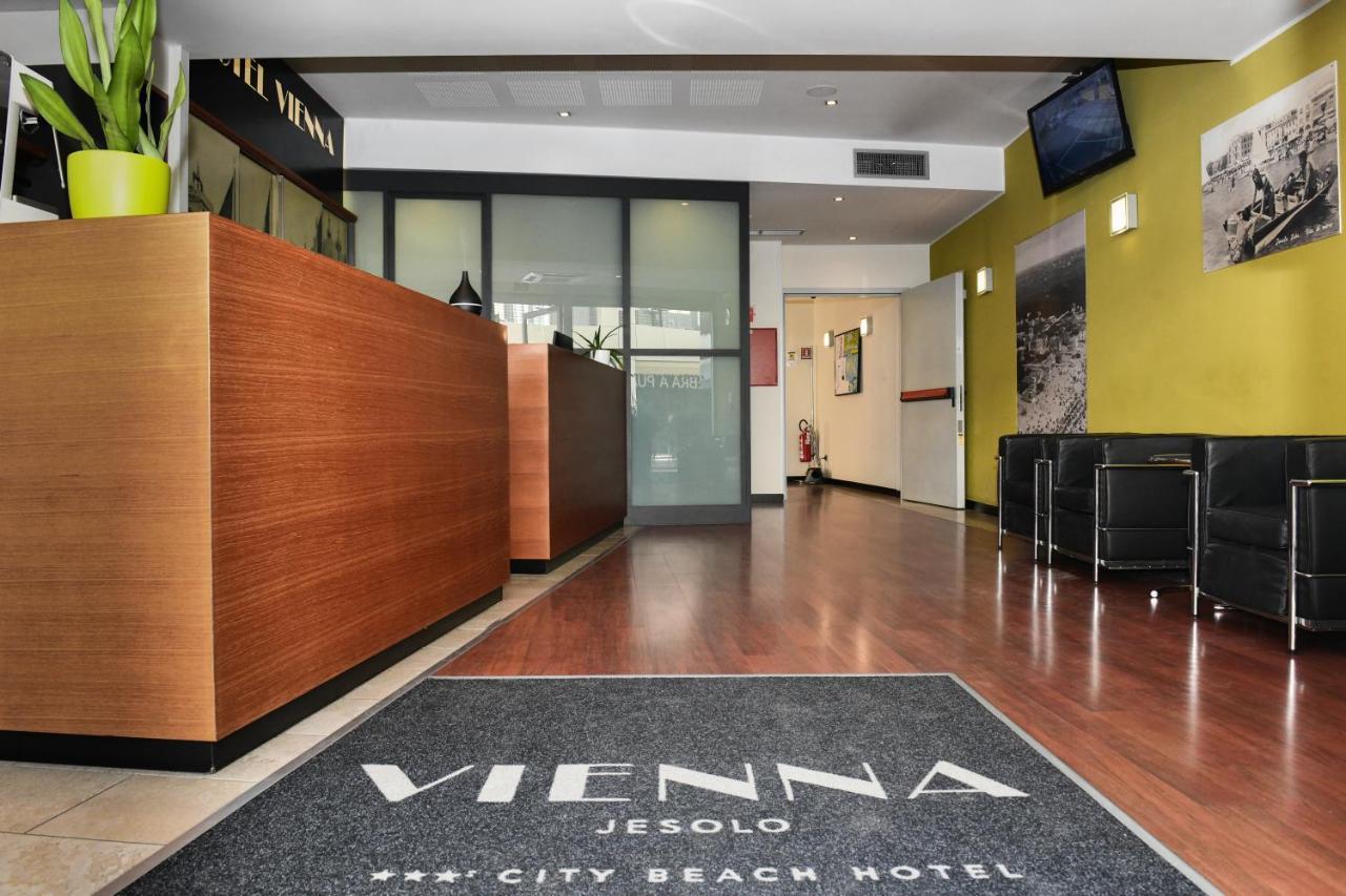 Hotel Vienna Jesolo Extérieur photo