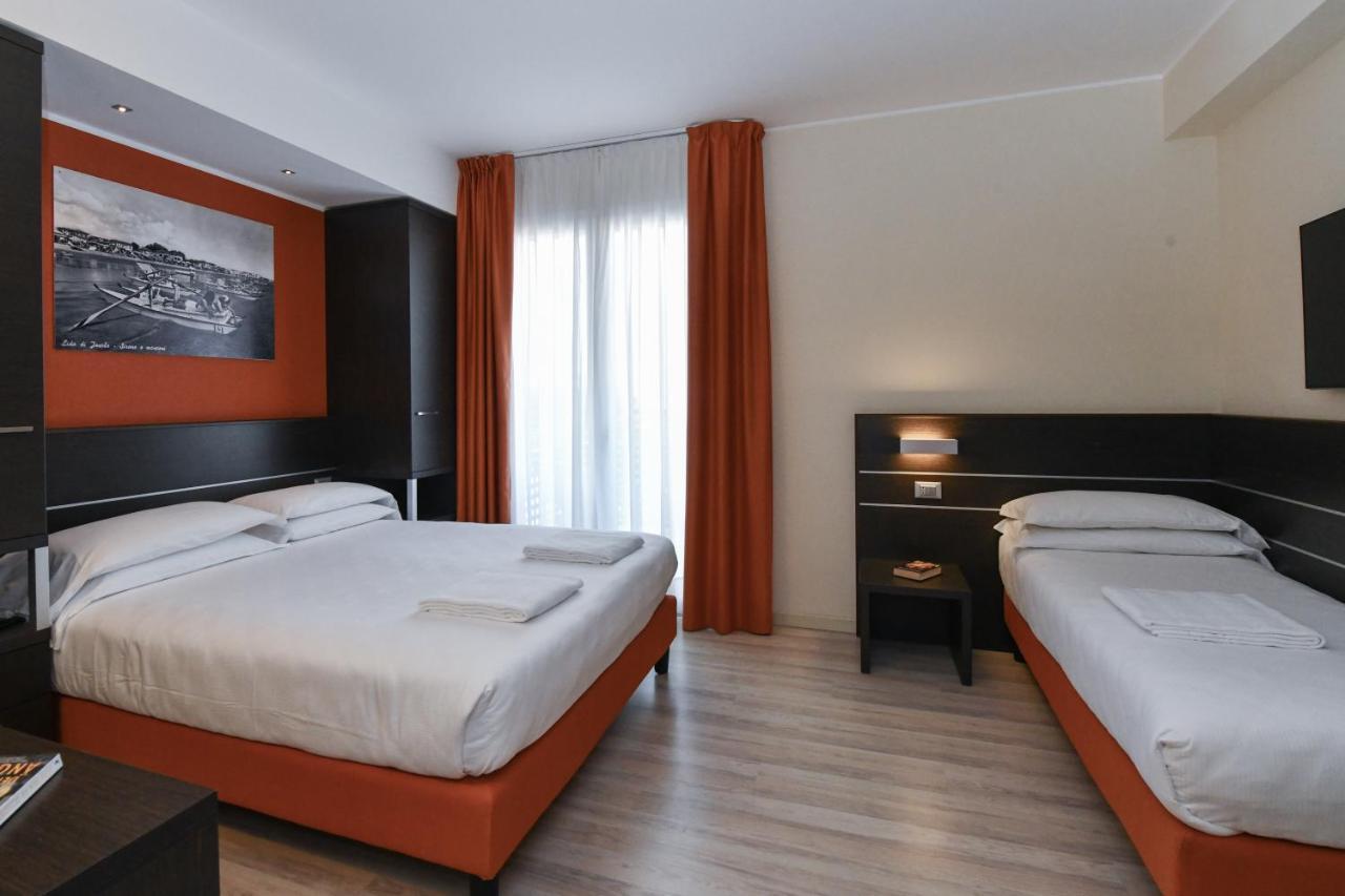 Hotel Vienna Jesolo Extérieur photo