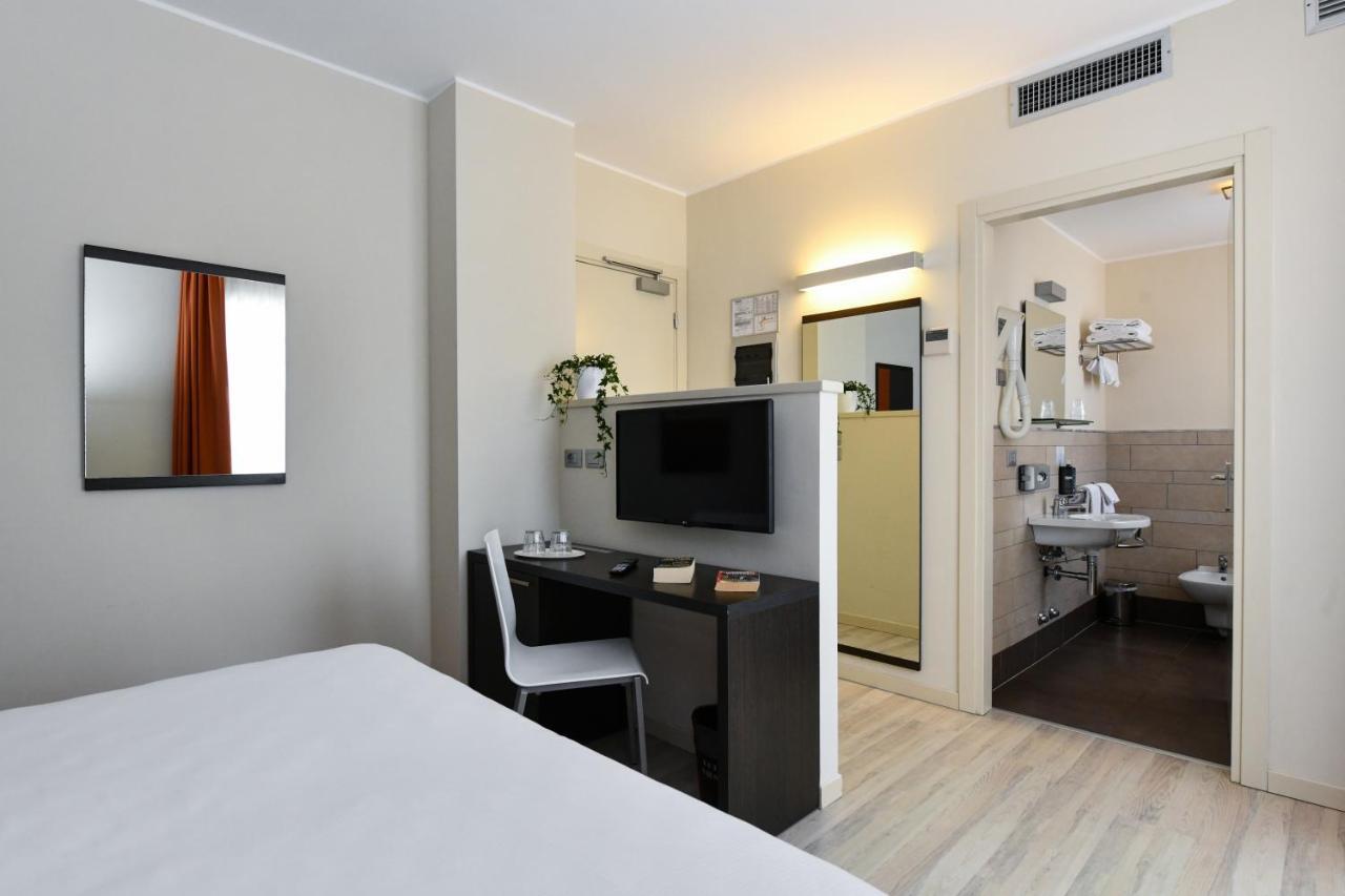 Hotel Vienna Jesolo Extérieur photo