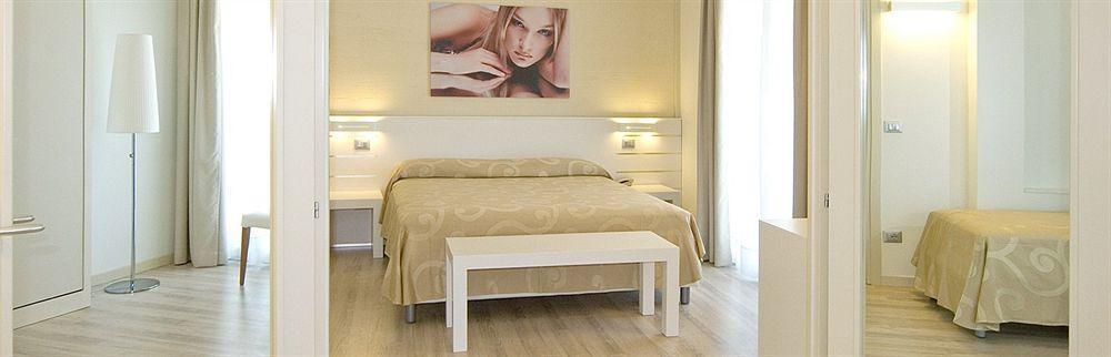 Hotel Vienna Jesolo Extérieur photo
