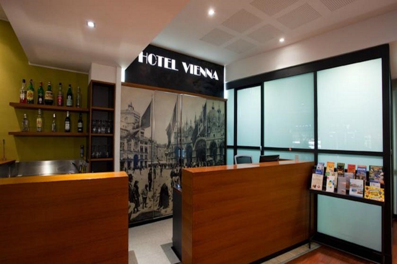 Hotel Vienna Jesolo Extérieur photo