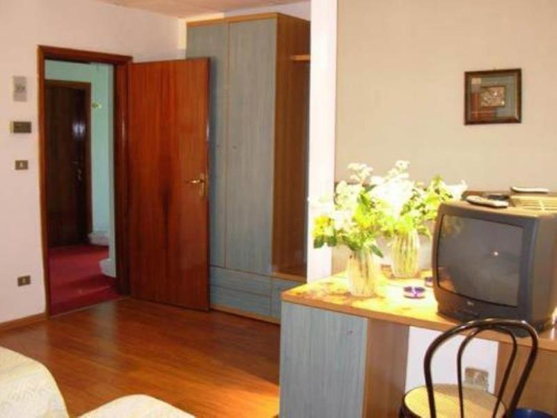Hotel Vienna Jesolo Extérieur photo