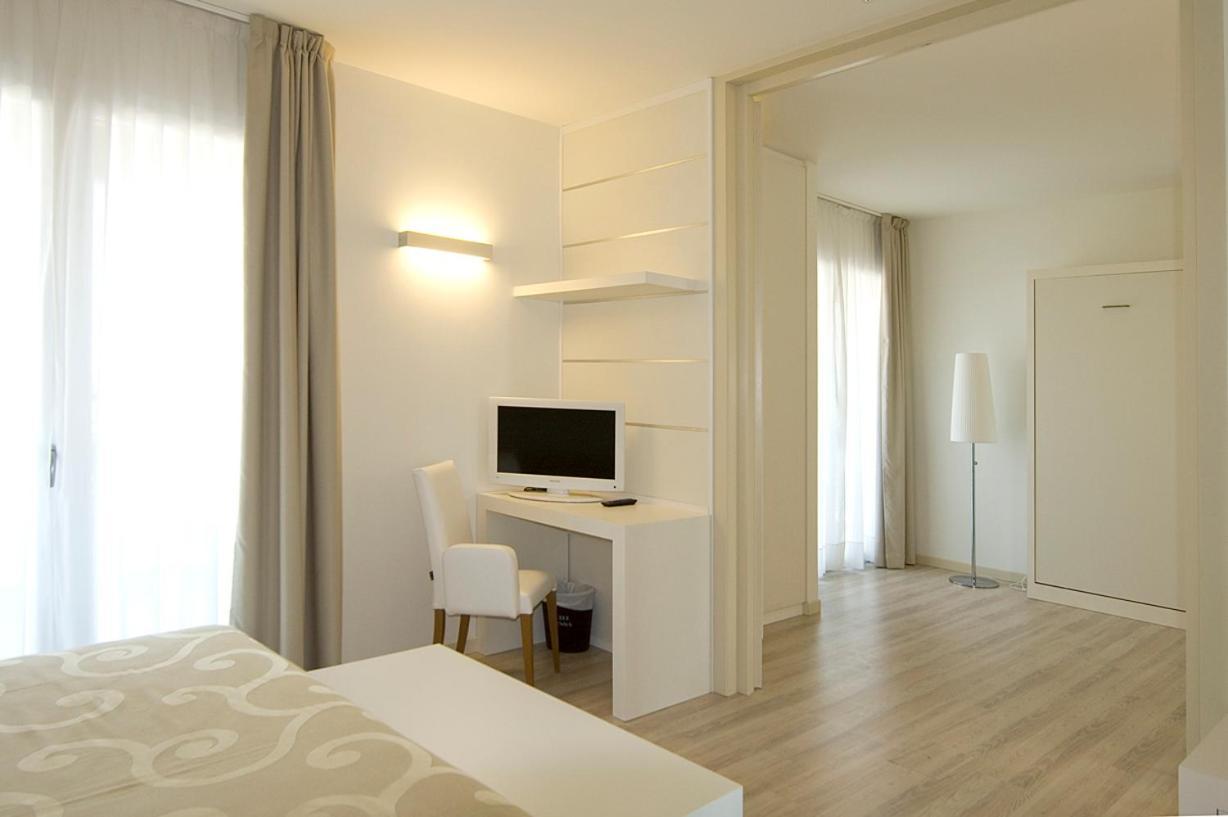 Hotel Vienna Jesolo Extérieur photo